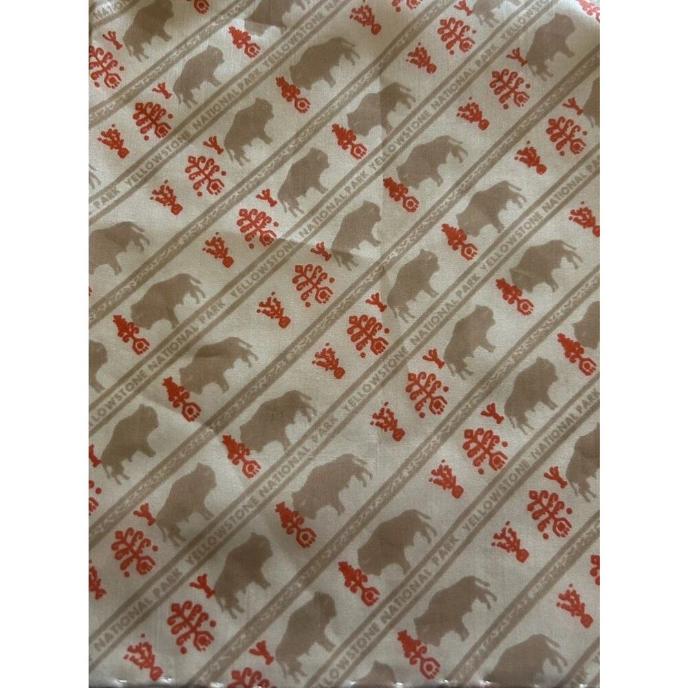 Vtg Silk Yellowstone National Park Scarf 32” Square Bison Buffalo Chinese Symbol